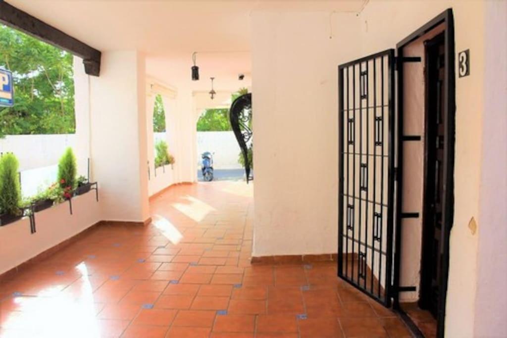 Beautiful Spanish Apartment In トレモリノス エクステリア 写真